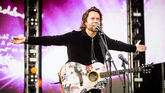 Zkouka hudebn skupiny Krytof na koncert k 25 letm od zaloen kapely, kter se konal na Stadionu Evena Roickho na praskm Strahov. Na snmku frontman kapely Richard Krajo. (13. z 2017)