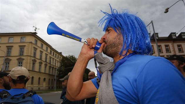 Cesta zlnskch fanouk na zpas Evropsk ligy proti Tiraspolu.