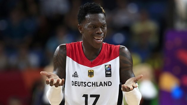 Nmeck rozehrva Dennis Schrder se div.