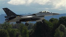 Letoun F-16 belgického letectva na Dnech NATO v Ostrav