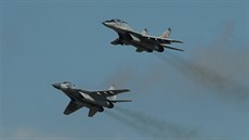 Letouny MiG-29 slovenských vzdušných se loučí se Dny NATO v Ostravě