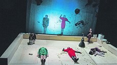 Hra Macocha se v Praze hraje ve Studiu Hrdin