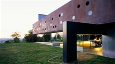 Dům v Bordeaux - realizace Rema Koolhaase z let 1994 až 1998