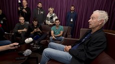 John McEnroe po svém p�íletu do Prahy. Americká tenisová legenda má roli...