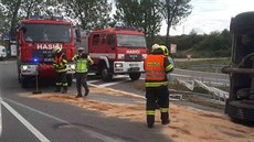 Jihomoravtí hasii museli opt vyrazit na dálnici D1. Na nájezdu u brnnské...