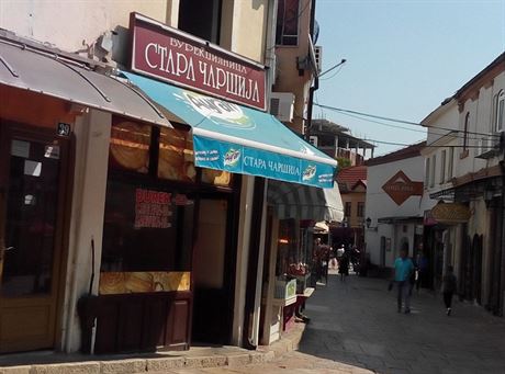 Stara arija nebo tak Bit Pazar je msto, kde panuje il obchodn i...