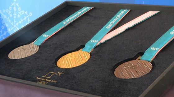 Odhalením medailí, které budou symbolem her v Pchjongčchangu, byla olympiáda...