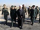 rnsk prezident Hasan Ruhn pichz na vojenskou pehldku v Tehernu. (22....