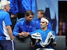 TI VELIKÁNI. Björn Borg, Rafael Nadal a Roger Federer (zleva) diskutují na...