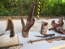Policie ukázala nálezy z areálu vybuchlého muniního skladu ve Vrbticích. (21....
