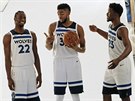 Andrew Wiggins, Karl-Anthony Towns a Jimmy Butler (zleva). Ti hvzdy Minnesoty...