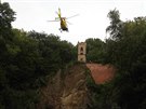 U pádu dvojice v lesoparku eovka v Jiín zasahoval vrtulník (19.9.2017).
