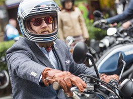 Distinguished Gentleman's Ride - spanilá jízda motorek Prahou
