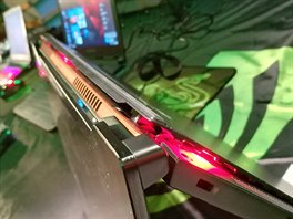 Nvlt Vclav: Asus ROG Zephyrus