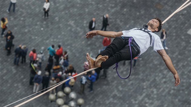 Slackline, Staromstsk nmst, provazochodec, lajna, provaz, akrobat