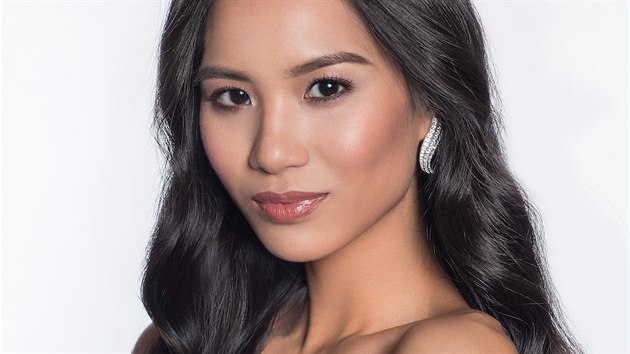 Finalistka soute Miss Face 2017 Sarah Vu