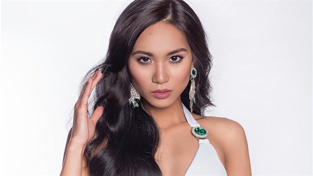 Finalistka sout�e Miss Face 2017 Sarah Vu