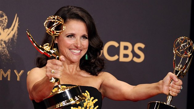 Julia Louis-Dreyfusov na cench Emmy (Los Angeles, 17. z 2017)