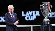 Slavný tenista Rod Laver při vyhlášení celkového vítěze Laver Cupu v Praze....