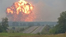 Exploze muniního skladu na Ukrajin