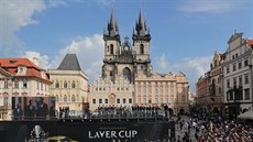 Tým Evropy a výbr zbytku svta na zahájení Laver Cupu na Staromstském námstí...