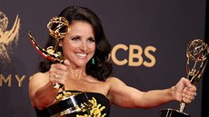 Julia Louis-Dreyfusová na cenách Emmy (Los Angeles, 17. záí 2017)