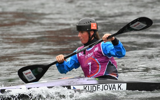 Kateřina Kudějová během finálové jízdy na mistrovství světa v Pau.