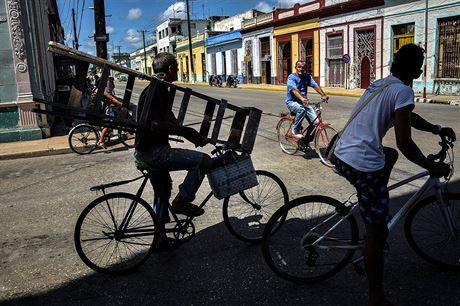 V ulikách kubánského dlnického msta Cárdenas potkáte nkolik terénních...
