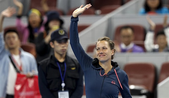 Barbora Strýcová slaví postup na turnaji v Pekingu.