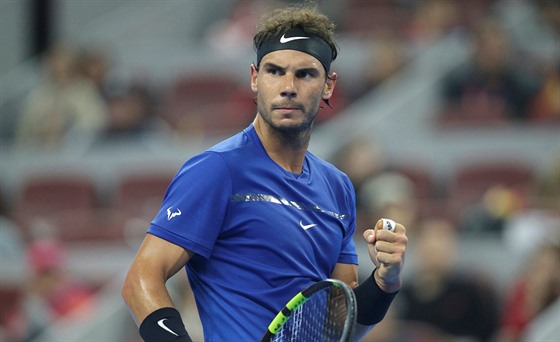 Rafael Nadal se raduje ve finále turnaje v Pekingu.