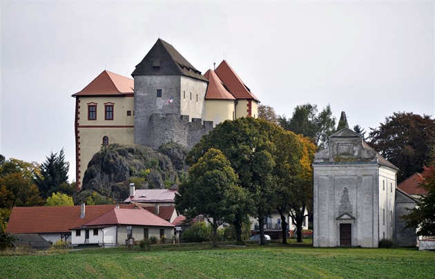 Souástí prohlídkové trasy hradu Kámen by se po bezúplatném pevedení od církve...