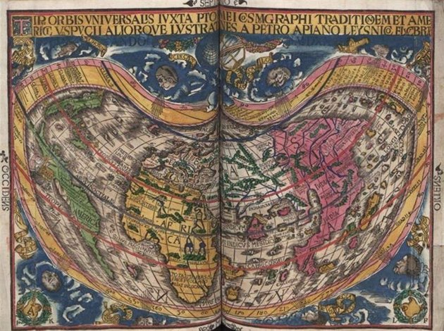 Apianova run kolorovaná mapa svta, která byla v roce 2009 ukradena ze sbírek...