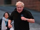 Britský ministr zahranií Boris Johnson si na konferenci Konzervativní strany v...