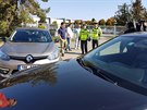 Brnntí taxikái vyjeli na podporu praských koleg na protest proti Uberu (2....