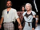 Návrhá�ka Vivienne Westwoodová s man�elem Andreasem Kronthalerem, který je o...