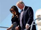 Americký prezident Donald Trump s manelkou Melanií po píletu do Las Vegas...