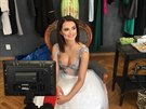 eská Miss Earth 2017 Iva Uchytilová bhem píprav na svtové finále soute...