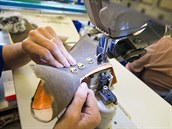 Výroba obuvi v závod firmy Baa v Dolním Nmí na Uherskohradisku