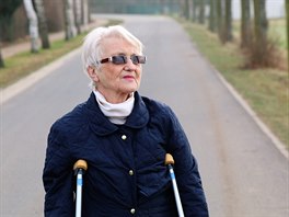 Zdena Ma�ínová p�i natá�ení po�adu GEN