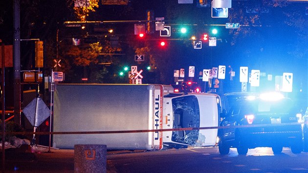 Mu pvodem ze Somlska zatoil v kanadskm Edmontonu na policistu (1. z 2017).