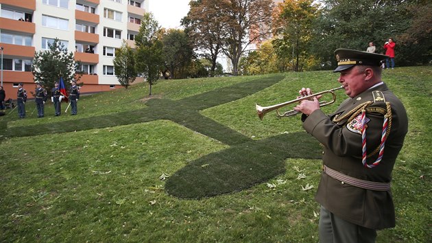 Odhalen pamtnku letce Frantika Fajtla (Praha, 4.10.2017)