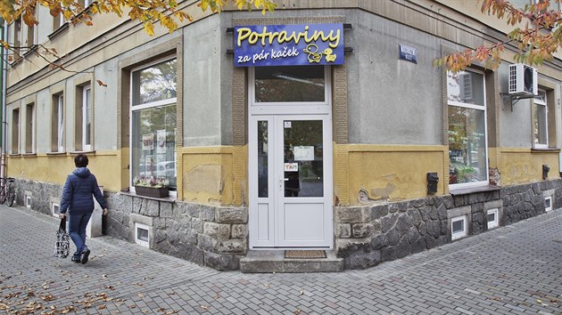 Obchod ve Stodu na jižním Plzeňsku, kde prodávají máslo za výrazně nižší cenu než jinde. (2. 10. 2017)