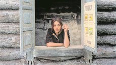 Aneta Langerová jako básní�ka Anna Barkovová