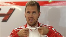 Sebastian Vettel z Ferrari po tréninku na Velkou cenu Japonska