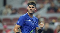 Rafael Nadal se raduje ve finále turnaje v Pekingu.