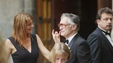 Hugh Hefner a jeho druhá manželka Kimberley Conradová (Chicago, 15. července...