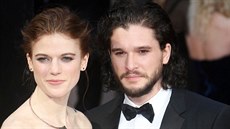 Rose Leslie a Kit Harington (Londýn, 3. dubna 2016)