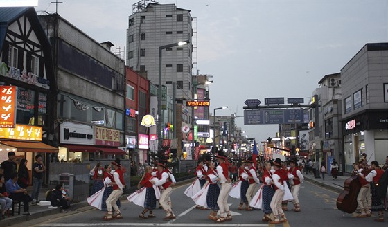 Jasénka tančila i přímo v ulicích jihokorejského města Anseong
