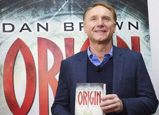 Americký spisovatel Dan Brown pedstavil na kniním veletrhu ve Frankfurtu svou...