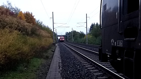 Lokomotiva v Lipníku nad Bečvou projela na červenou a vjela do cesty nákladní...